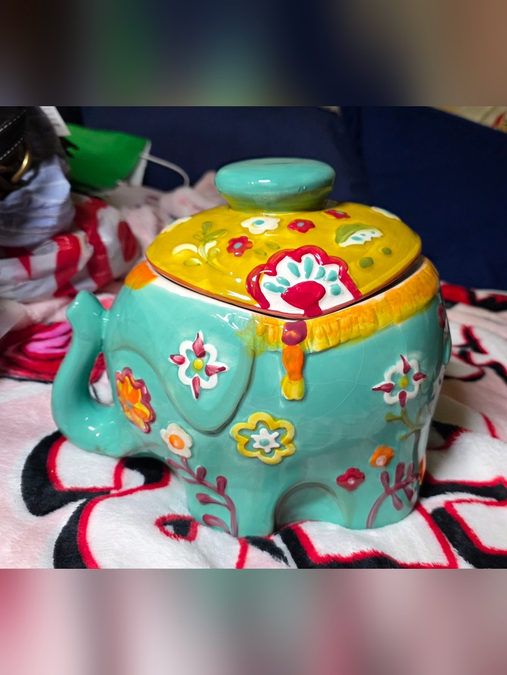 World Market Vtg Elephant Cookie Jar